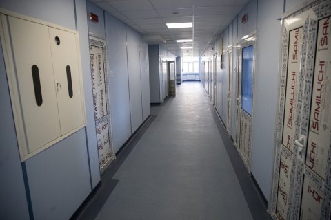 Кличко показал, как ремонтируют помещение Киевского городского центра нефрологии и диализа
