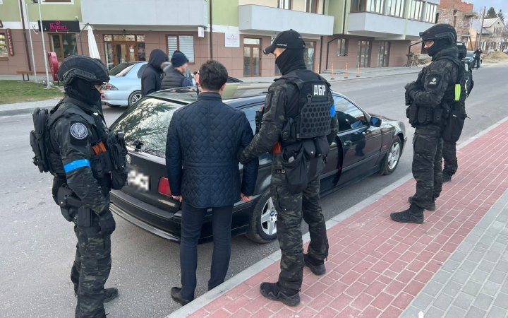 Перед судом постане чиновник із Львівщини за оборудки з гуманітарною допомогою, – ДБР