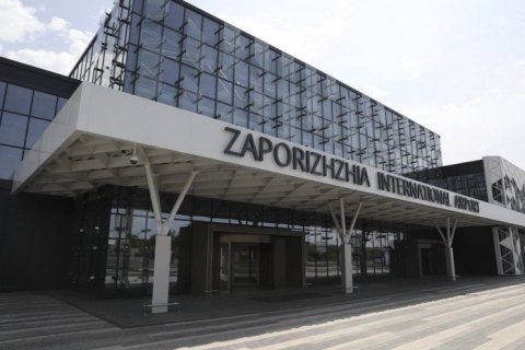 В аеропорту Запоріжжя не зміг сісти літак зі Стамбула через негоду 