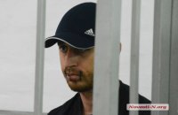 У миколаївському СІЗО рецидивіст зашив собі рот нитками