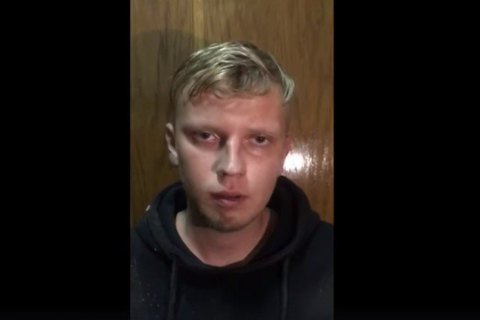 Студента, який осквернив меморіал Небесної сотні, відрахували з університету