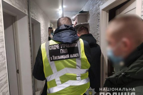 В Хмельницкой области два врача продавали фальшивые ковид-сертификаты