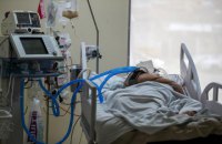 ​В реанимации пациенты с COVID-19 признаются в покупке поддельных справок и называют тех, кто их выдал, - Ляшко