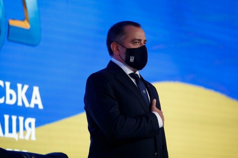 Павелко предложил узаконить лозунг "Героям слава!" как официальный футбольный символ Украины