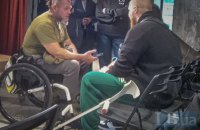 «Не хочу слухового апарата, я молодий». Військові уникають слухопротезування, хоч це безкоштовно