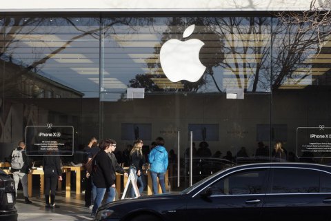 Политики Литвы и Польши напомнили Apple о том, что Крым – это Украина 