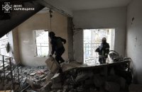 Росіяни вдарили по багатоповерхівці у Харкові, є понад 20 поранених, серед них - діти (оновлення)