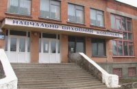 В единственную в Новых Санжарах школу не пришла почти половина учеников