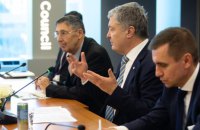 Порошенко провів у США низку зустрічей у Держдепі, міністерстві оборони, з конгресменами, сенаторами та експертним середовищем