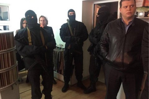В Крыму проводят новые обыски в домах крымских татар