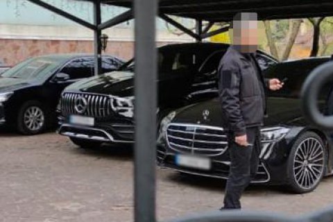У власника компанії, що будує Подільський міст, вилучили 8 млн гривень
