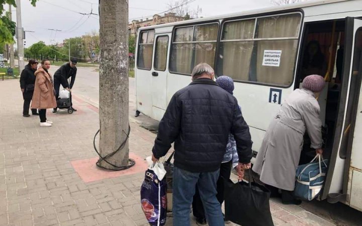 Эвакуацию людей из Попасной приостановили, рисковать не можем, - Гайдай