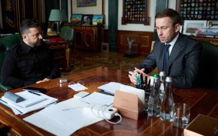 Зеленський зустрівся з головою правління Нафтогазу Корецьким і подякував за ефективну роботу