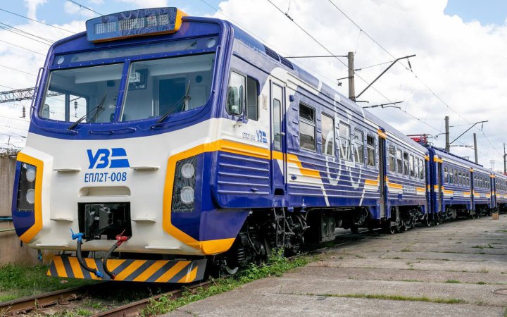 З 14 грудня Укрзалізниця вводить новий графік поїздів для регіональних, приміських та міських рейсів