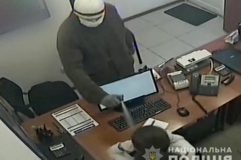 В Киеве за нападения на аптеки и кредитные учреждения задержали гражданина РФ