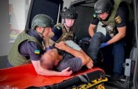 На Дніпропетровщині РФ поранила трьох рятувальників, які працювали на пожежі будинку