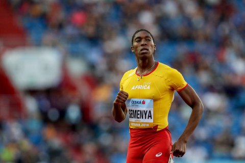 Двукратная олимпийская чемпионка должна быть признана мужчиной, - IAAF