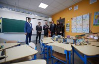 В Донецкой области в этом году должны реконструировать 60 км дорог и 11 школ