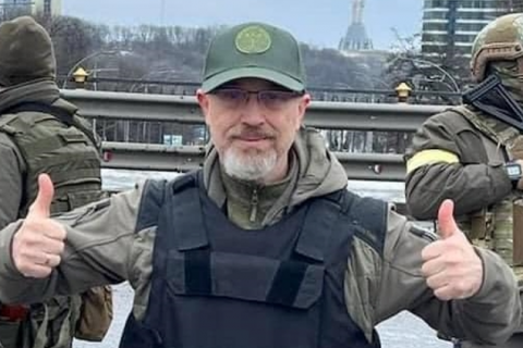 Ми робимо усе можливе і неможливе, щоб урятувати тих, хто в пазурах ворога, щоб забезпечити гуманітарні коридори, – Резніков 