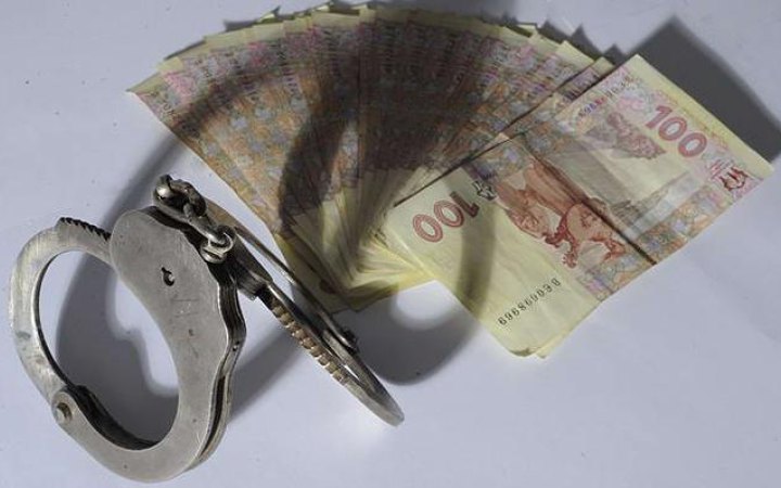 На Львівщині затримали ділка, що виготовляв фальшиві посвідчення військовозобов’язаних і перепустки