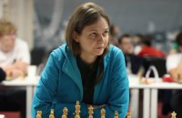 Чинна чемпіонка Norway Chess Анна Музичук переслідує лідерку, поки Карлсен рятує репутацію. Огляд чотирьох турів