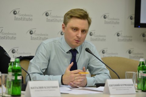 Победами Сандерса на праймериз в США не стоит обольщаться, - эксперт Института Горшенина