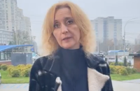Команда Довженко-Центру не пустила нову очільницю до приміщення