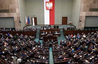 Сейм Польши упростил правила трудоустройства украинцев