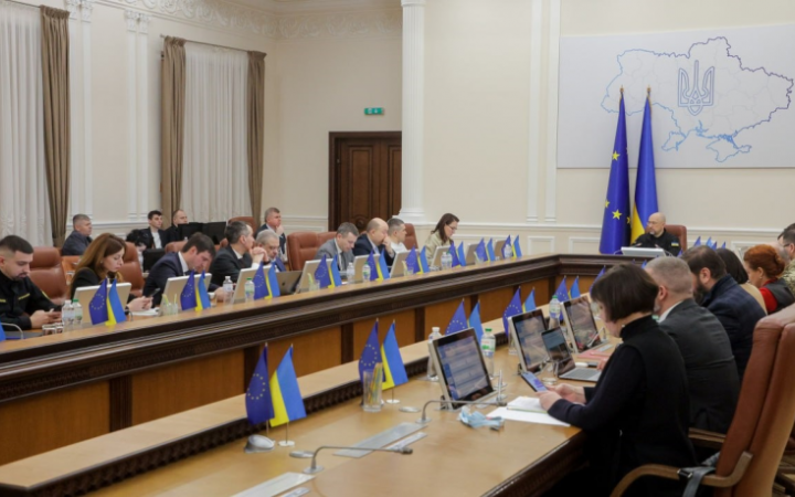 Уряд звільнив першого заступника Умєрова і двох заступників Ляшка