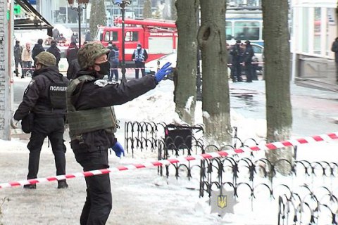 У Вінниці затримали чоловіка, який погрожував підірвати магазин солодощів