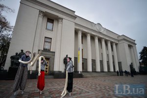 Нардеп: бизнес не сможет развиваться с коррупционной удавкой на шее