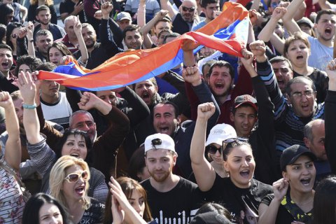 В Армении возобновились акции протеста