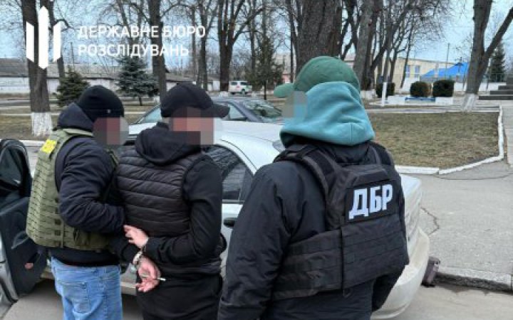 На Одещині посадовець правоохоронного органу переправляв нелегалів до Молдови