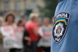 В Харькове здание милиции забросали "коктейлем Молотова"