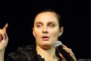 Ваенга выгнала с концерта в Барвихе "пьяное быдло", купившее билеты по 1 млн рублей