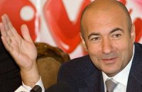 Крутой стал народным артистом Украины