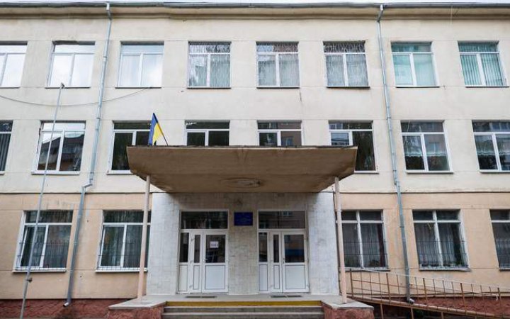 У Франківську справа через цькування шестикласника перейшла до суду. Директорка ліцею цього не визнає