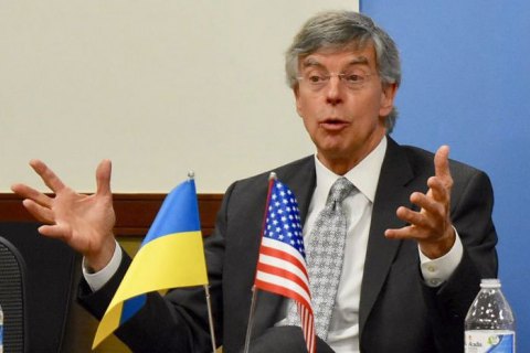 В посольстве США назвали примерные сроки встречи Зеленского и Трампа