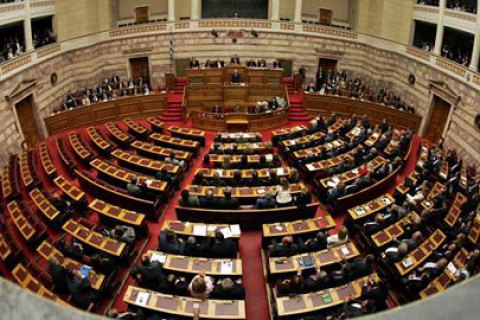 Парламент Греции поддержал непопулярные меры жесткой экономии
