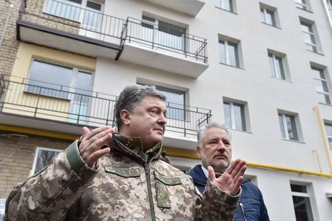 Порошенко прокоментував майбутнє голосування щодо відставки Шокіна