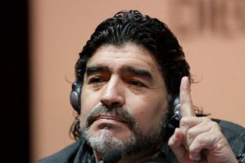 Врач Марадоны рассказал о состоянии легенды футбола после операции на мозге