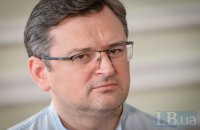 ​Україна розірве дипломатичні відносини з Білоруссю, якщо її війська перетнуть кордон, - Кулеба