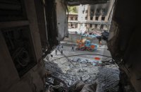 В Киеве обстрелами оккупантов повреждены более 200 жилых домов