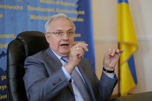 Близнюк планирует до 2013 года создать единый госреестр очередников на жилье