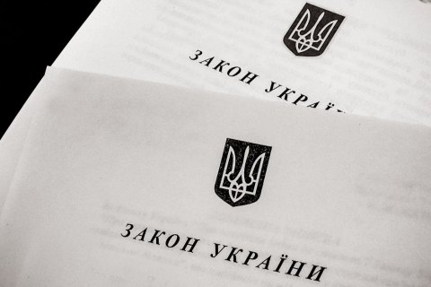 Порошенко подписал закон, который разблокирует реформу общественного вещания