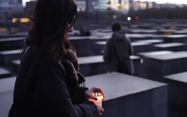Німеччина виплатить по 220 євро ізраїльтянам, що пережили Голокост