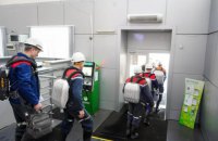 В результате взрыва в российской шахте погибли 52 человека