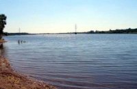 Донецкое море превращается в мусорную свалку