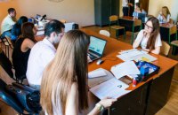 Колледжи и училища могут сами принимать заявления от абитуриентов без паспортов