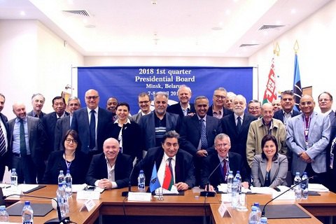 ФІДЕ закликала Ілюмжинова піти у відставку